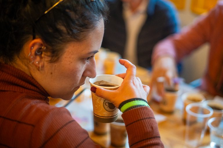 Experiencia de cata de café en Rodson Coffee. Foto: Diego Cuevas - IDT