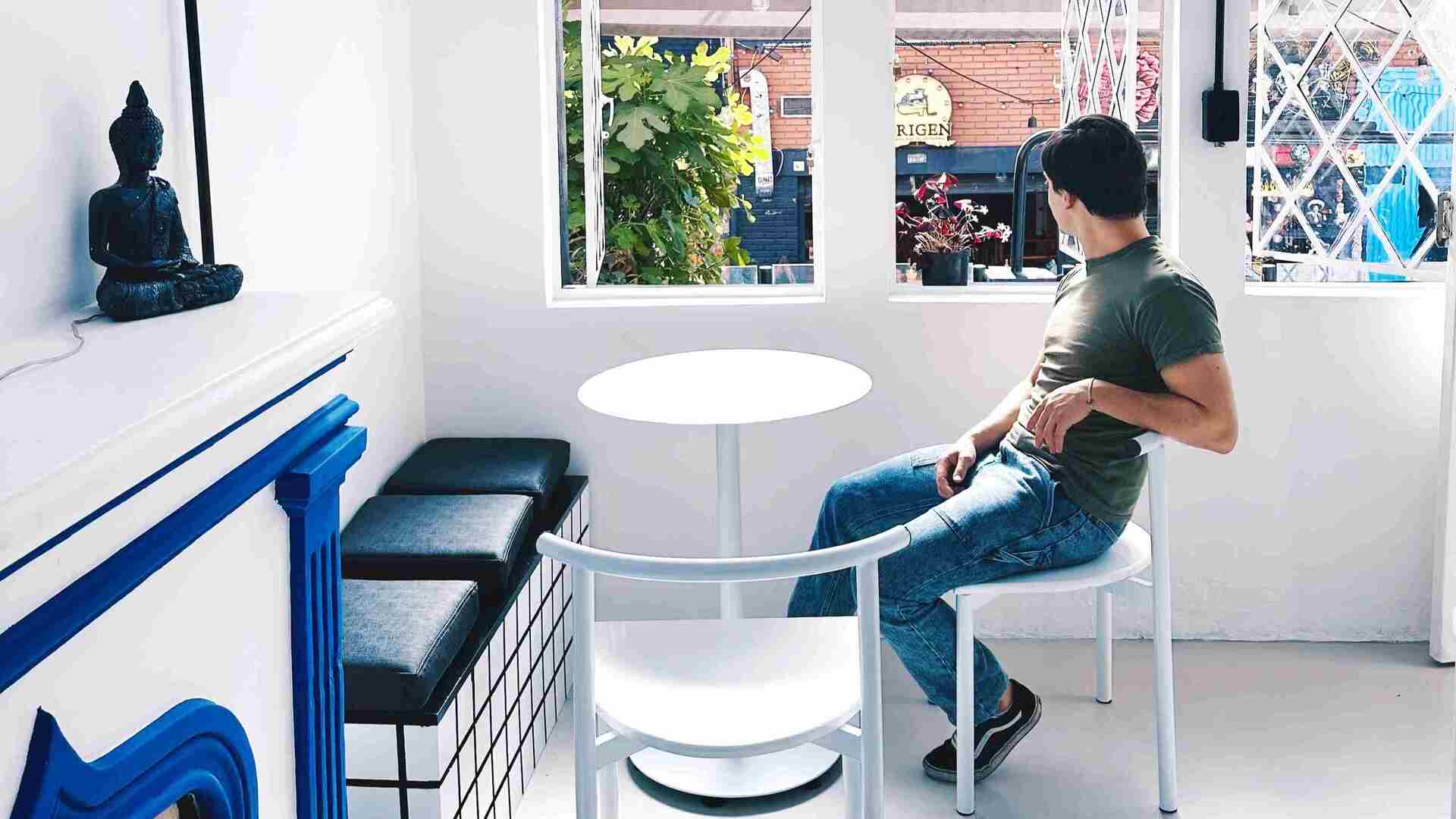 Espacio en Bogotá diseñado para el descanso y el bienestar integral. Fotografía Archivo IDT.